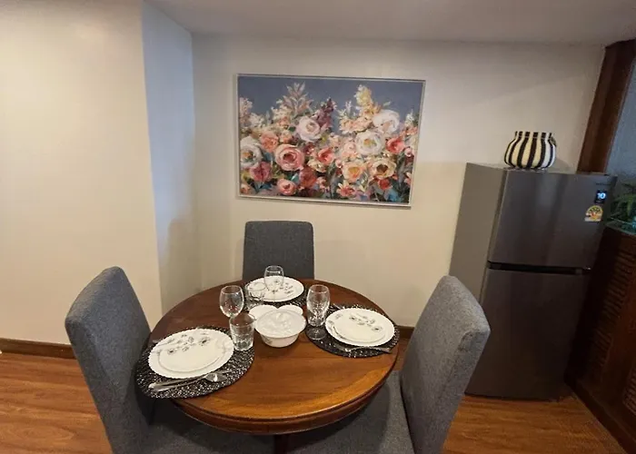 Chic Escape & Fast Wifi Apartment